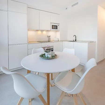 Vicente Gomez De Cadiz One Apartment